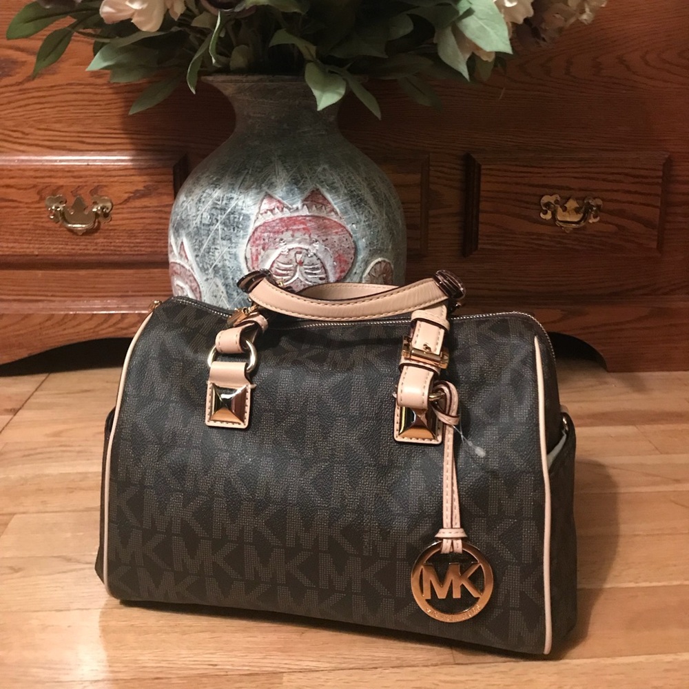 👜 Michael Kors Medium Grayson Chain Satchel NWT
